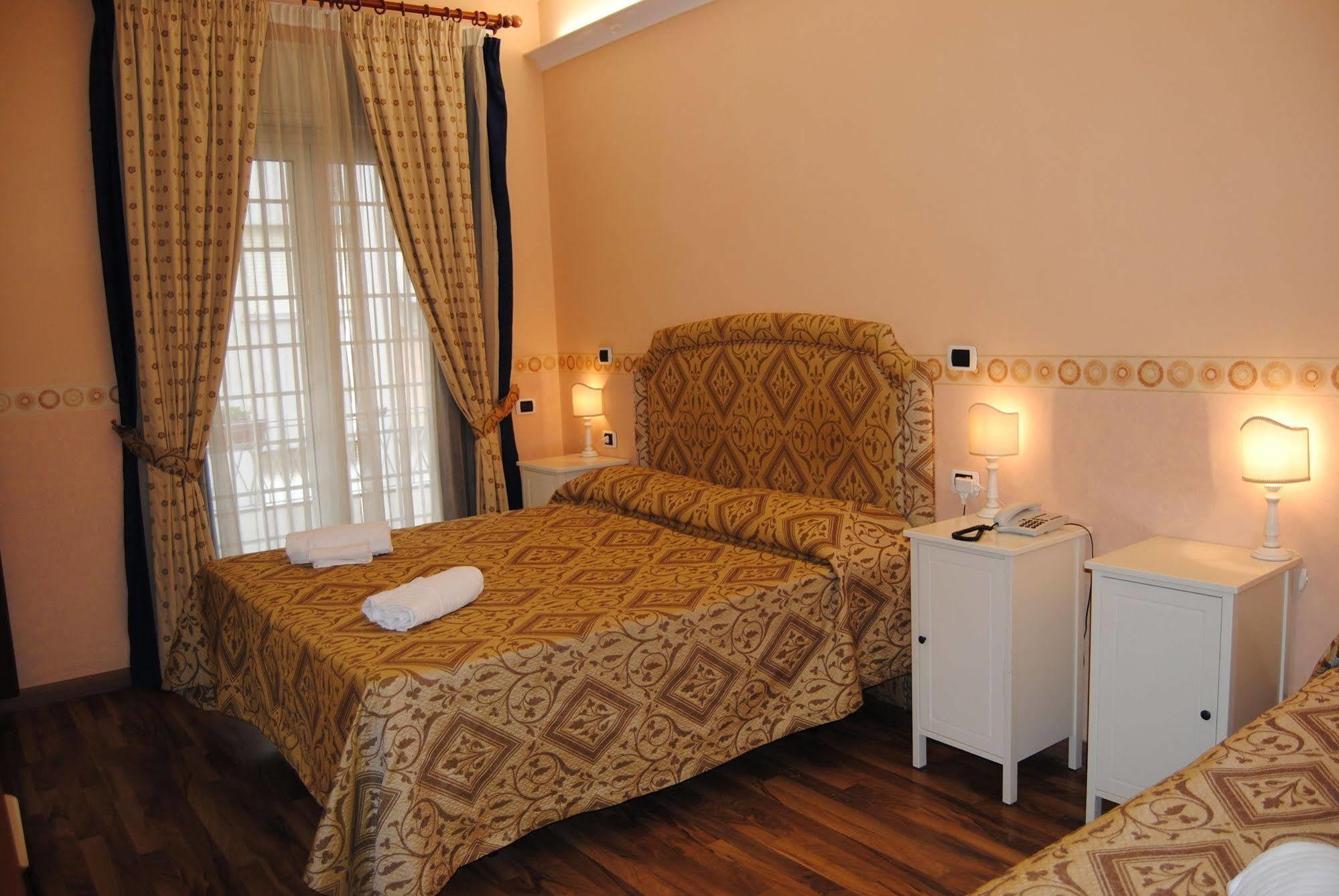Il Colonnato Bed and Breakfast Rom Eksteriør billede
